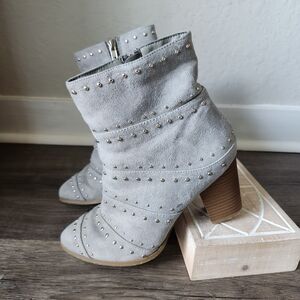 Hippie Laundry Light Gray Studded Ankle Booties